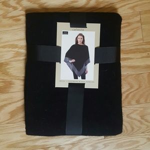 Wool/cashmere blend black gray poncho